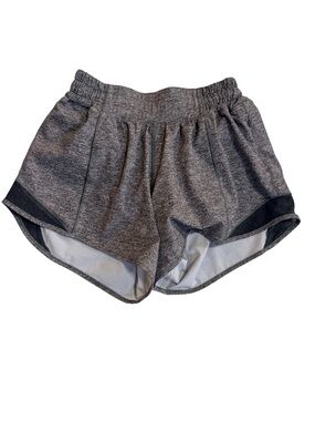Lululemon Hotty Hot Shorts 4” Size 2 Tall Heather Gray